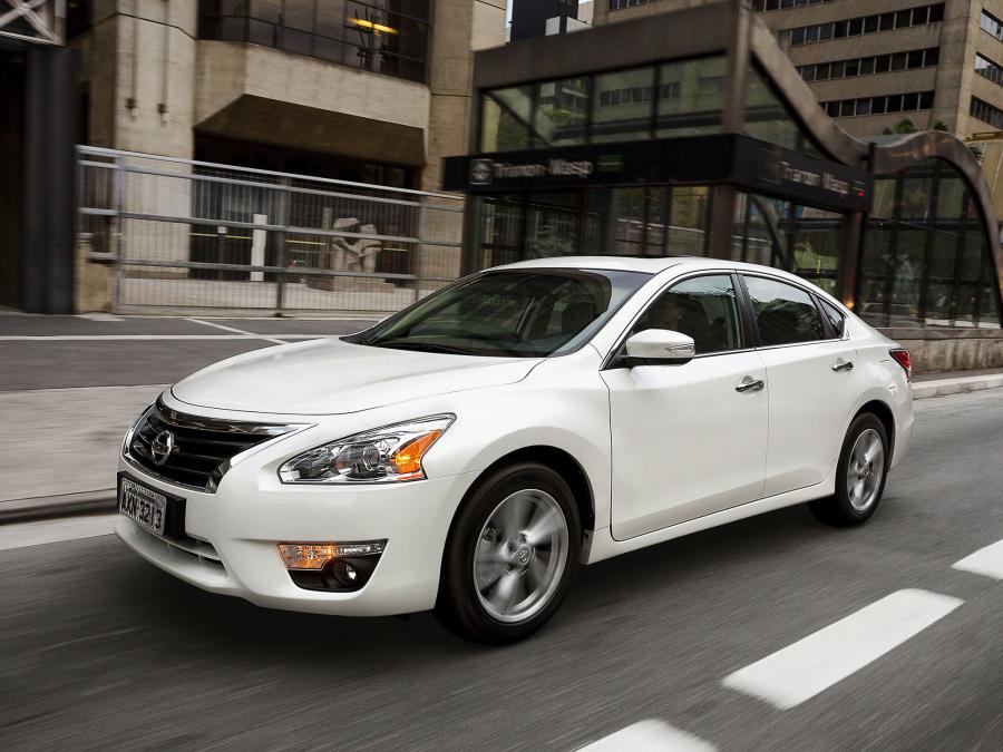  Nissan Altima 2013 года  (BR) (фото 8 из 11)